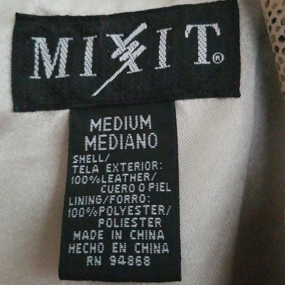 Jacket - Picture 2 of 7